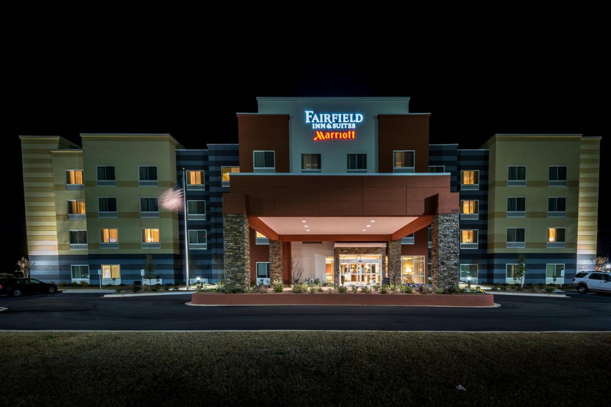 Fairfield Inn & Suites By Marriott Meridian Exterior photo